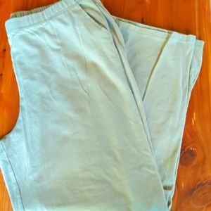 Tan, cotton blend capris with pockets